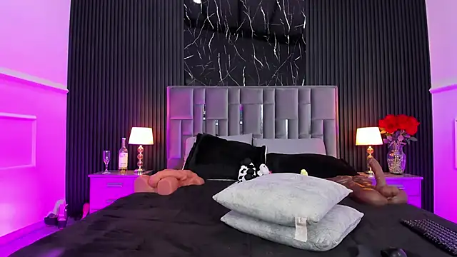 Bigsexxyass stripchat live cam model
