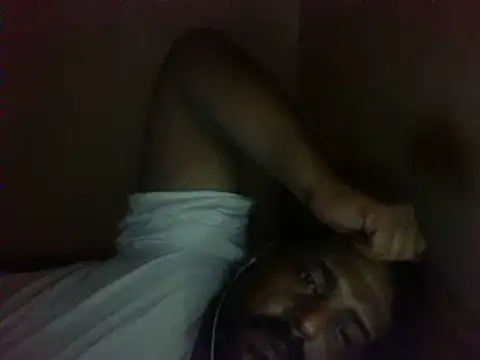 elpoop7305 stripchat live cam model
