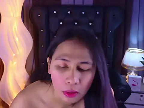 AndiHilton stripchat live cam model