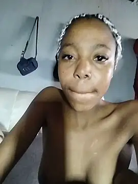 EvilVvdr666 stripchat live cam model