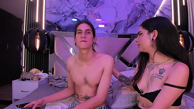 RavenAndLogan stripchat live cam model