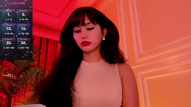 YOURCRISTINAS stripchat live cam model