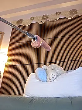 NeredaXxx stripchat live cam model