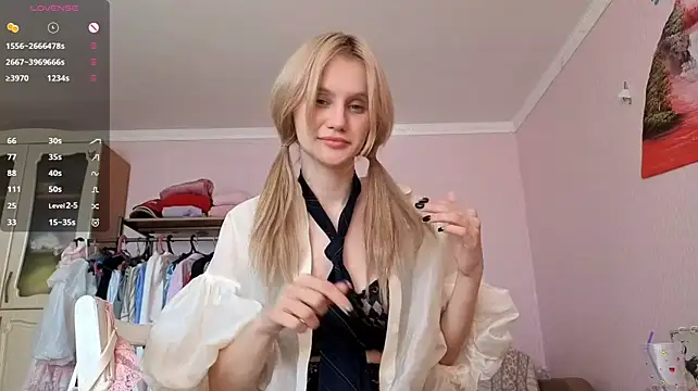 MelissaZaria stripchat live cam model