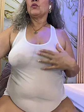 Misevie stripchat live cam model