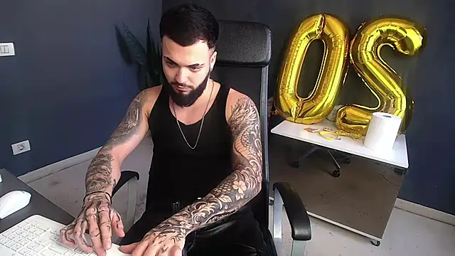OscarWillss stripchat live cam model