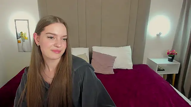 Polly_lollyyy stripchat live cam model