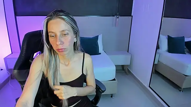 ania_rummage stripchat live cam model