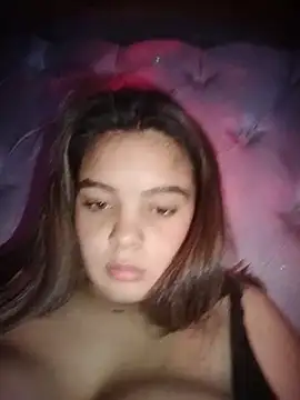 AmelyOf stripchat live cam model