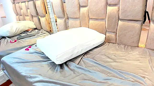 zoe_cullen stripchat live cam model