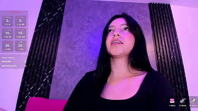 CintyaLeiner stripchat live cam model