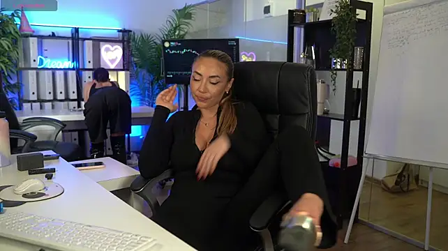 BabesGoWild stripchat live cam model