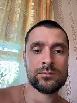 Eskkimo stripchat live cam model