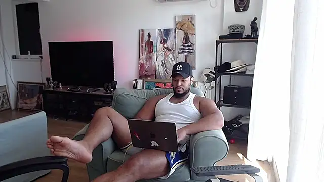 1LordKingsley stripchat live cam model