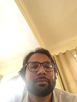 UAjit stripchat live cam model