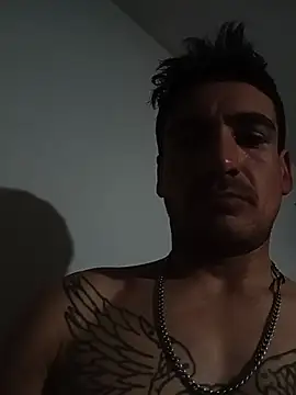 Leooo1722 stripchat live cam model