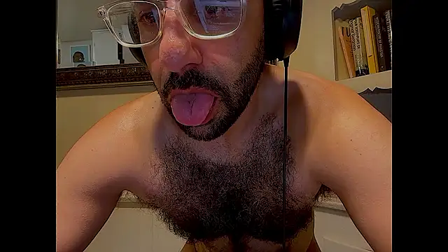 bulldog2069 stripchat live cam model