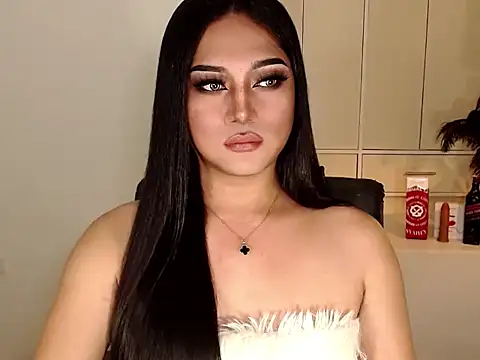SanMiguelAmarats stripchat live cam model