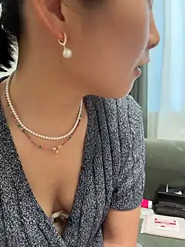 Iridessa- stripchat live cam model