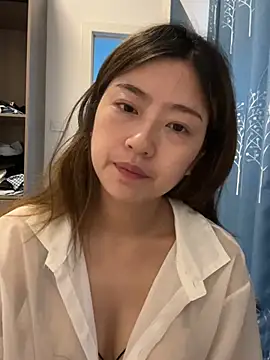 Olivia_MM stripchat live cam model