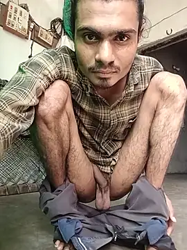 Yash_Sharma18 stripchat live cam model
