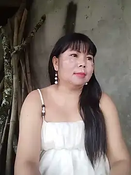 lusy-00 stripchat live cam model
