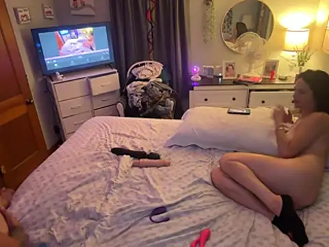 Cozella69 stripchat live cam model