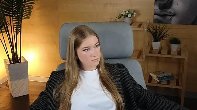 LettyVictor stripchat live cam model