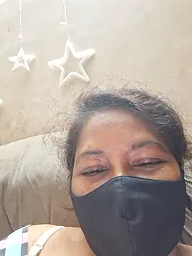 SIMIHOT stripchat live cam model