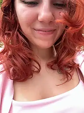 -stray-cat- stripchat live cam model
