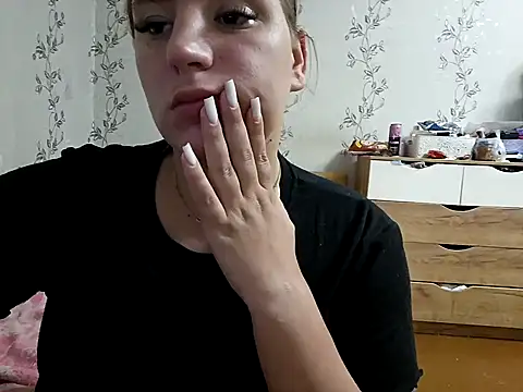 Elina_Foks stripchat live cam model