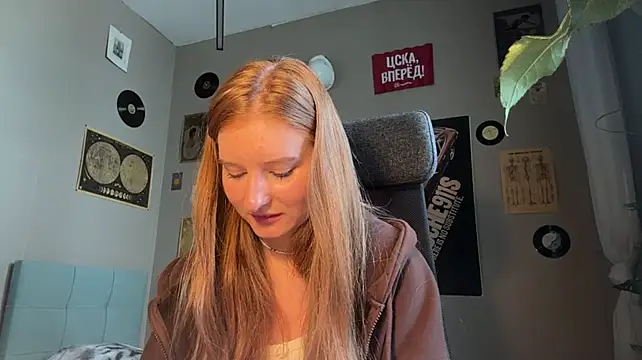 EllyCerry stripchat live cam model
