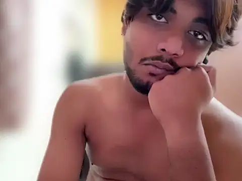seducing_boi stripchat live cam model