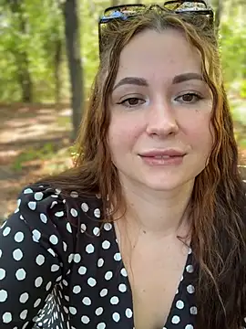 dreams4u stripchat live cam model