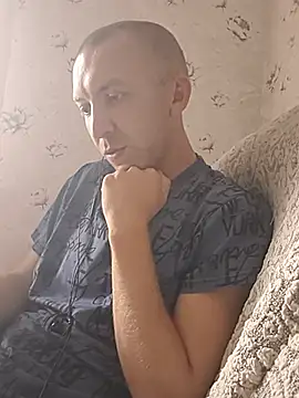 _uncle_Mitya-43_ stripchat live cam model