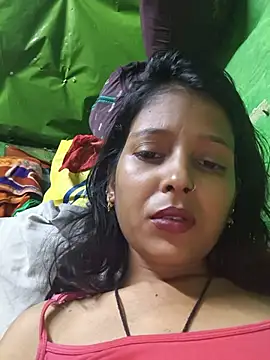 Gud_girl_Nilu stripchat live cam model