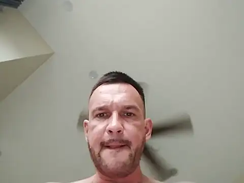 SergoNight stripchat live cam model