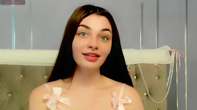 AngelinaWett stripchat live cam model