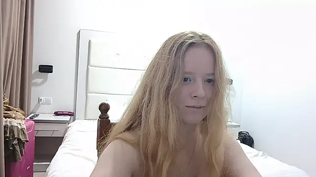 KateVibe_01 stripchat live cam model
