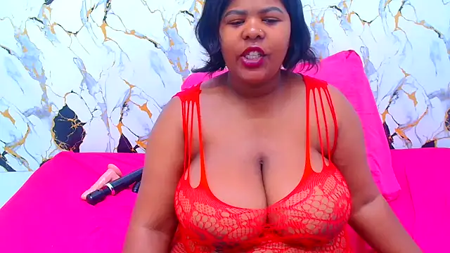 MegicalBoobs34 stripchat live cam model