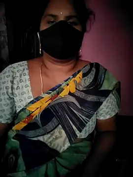 Tamil_Anudhiya stripchat live cam model