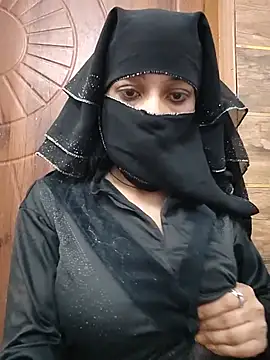 Noorkhatoon stripchat live cam model
