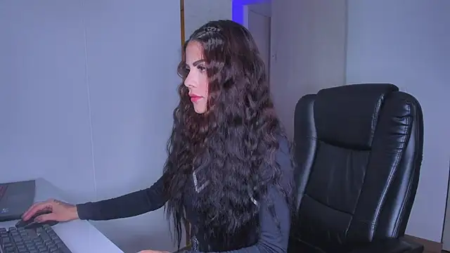 Lisegg_ stripchat live cam model