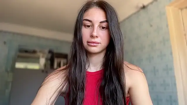 LiluMartiznir stripchat live cam model