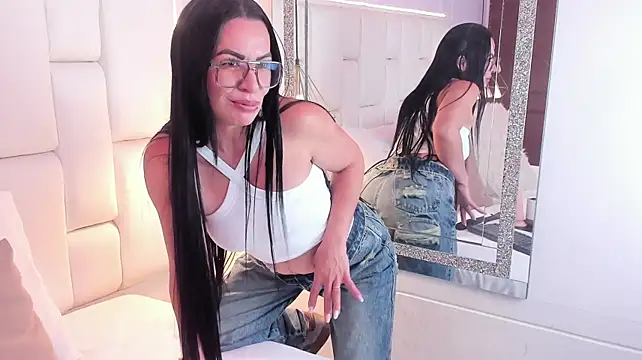 DannaPerea stripchat live cam model