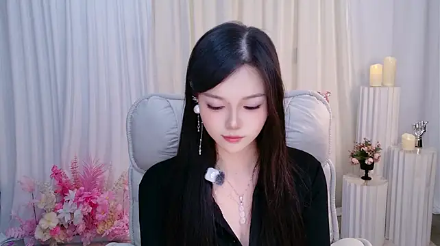 echo-ya stripchat live cam model