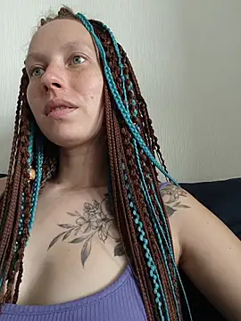 Frost_foxy stripchat live cam model