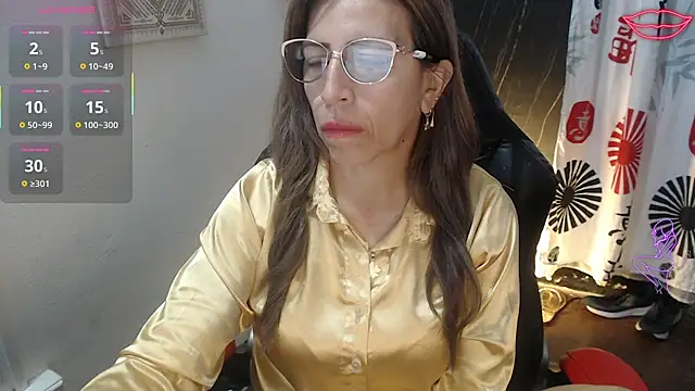 Chayla_Ruiz stripchat live cam model