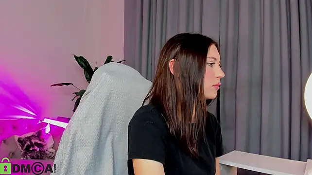 Bella-Vane stripchat live cam model