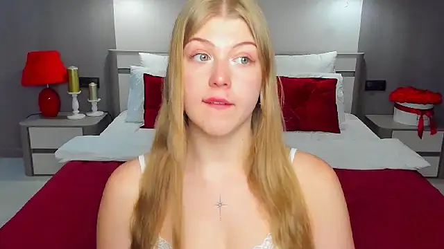 Stella_Light stripchat live cam model